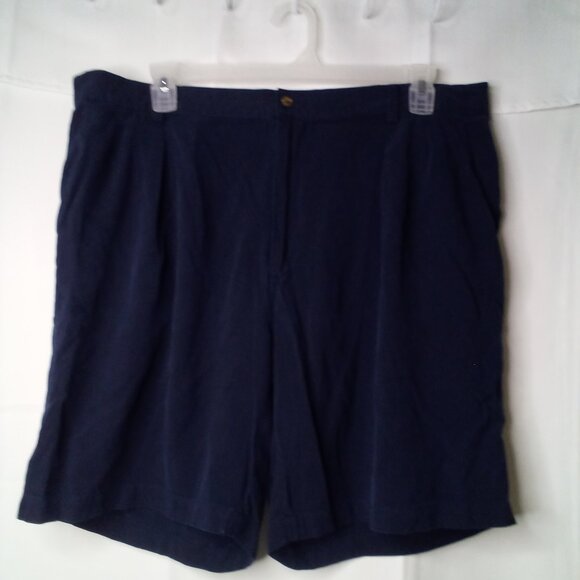 Tommy Bahama Shorts Men 42 100% Silk Pleated Casual Blue - Picture 1 of 15